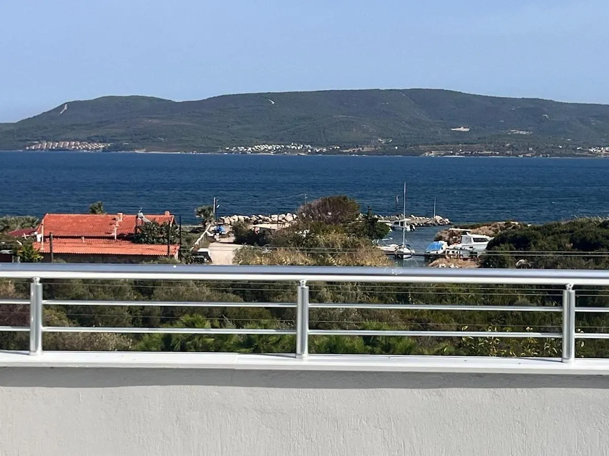 Villa Oez Urla 0*,