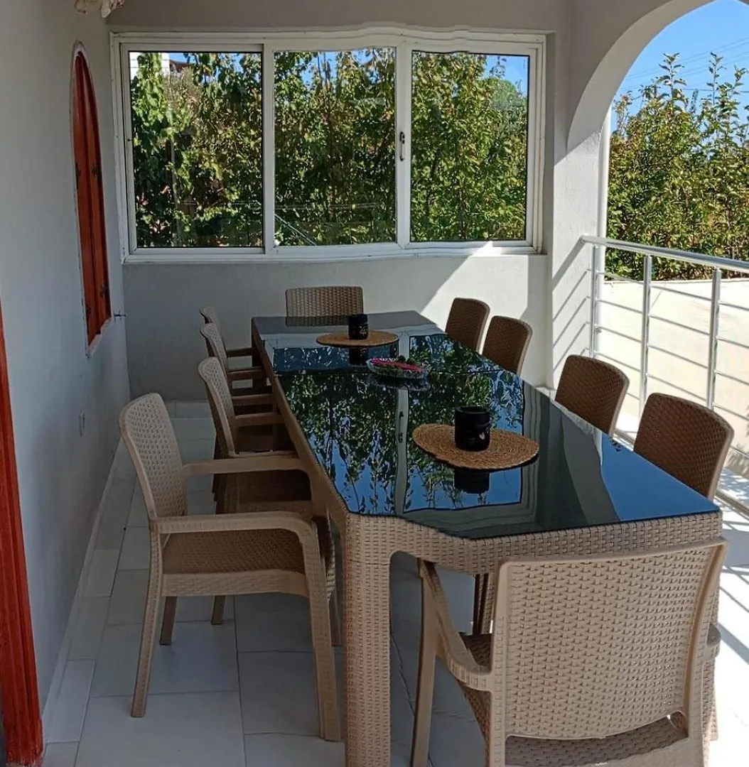 Villa Oez Urla Apartment