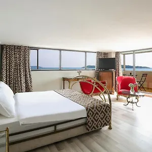  Hotel Pera